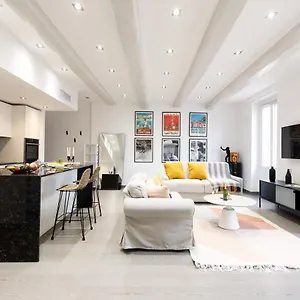  Apartment Ginabelayourhosthelper France