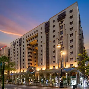 Hotel Golden Tulip Al Shakreen ***