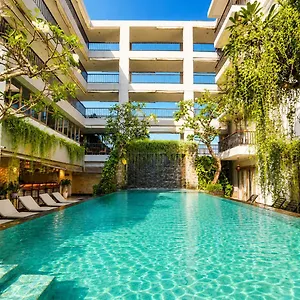 Hotel D'primahotel Petitenget 2 ****