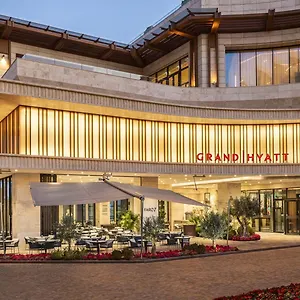 https://hyatt-regency-istinyepark.aegeanhotels.net